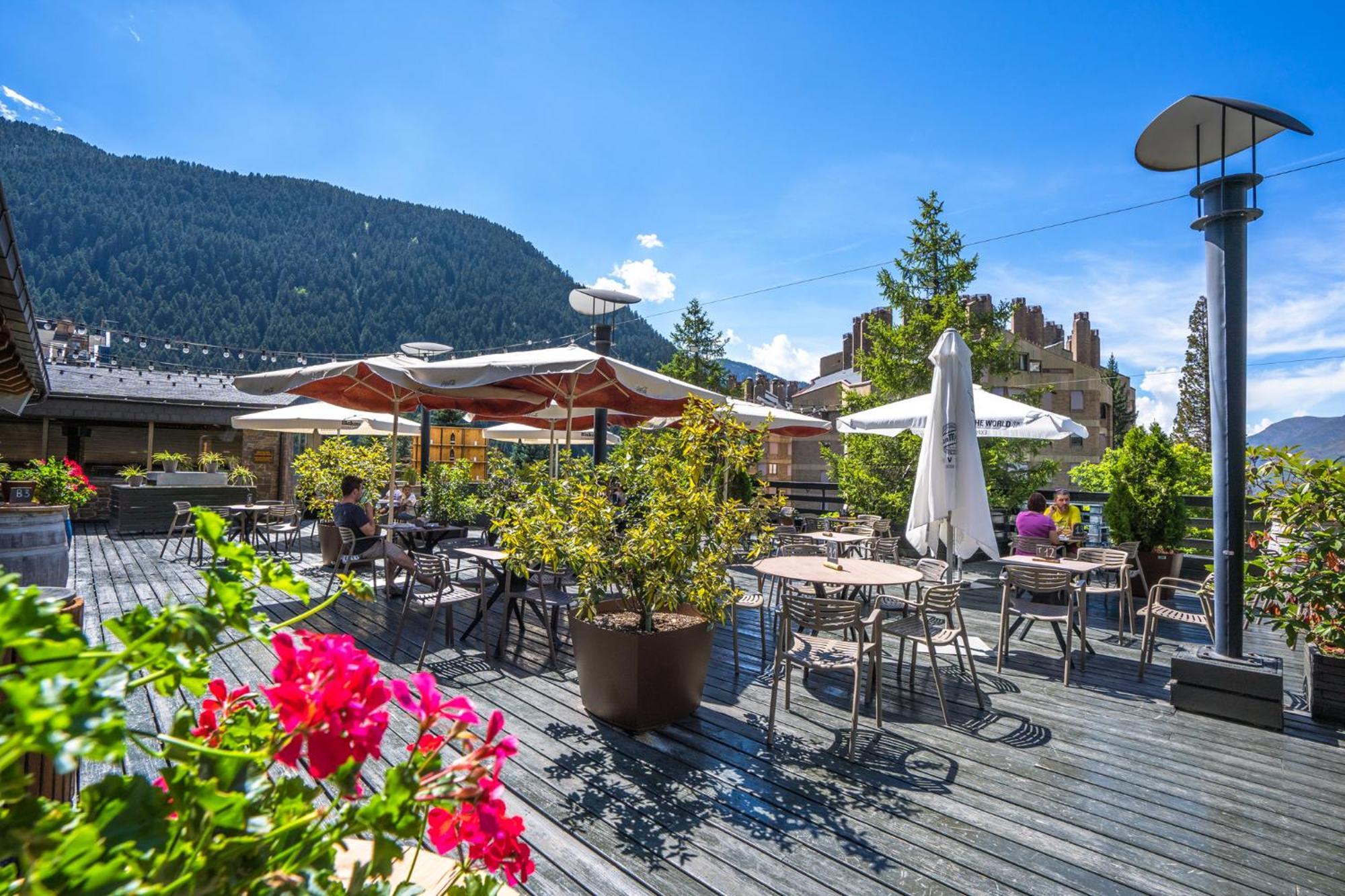 Tuc Blanc Hotel Baqueira Beret Exterior foto